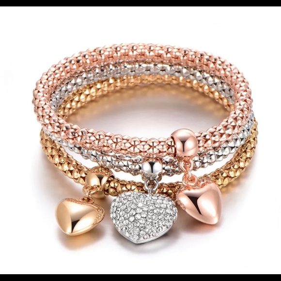 Bracelets - Picture 3 of 5